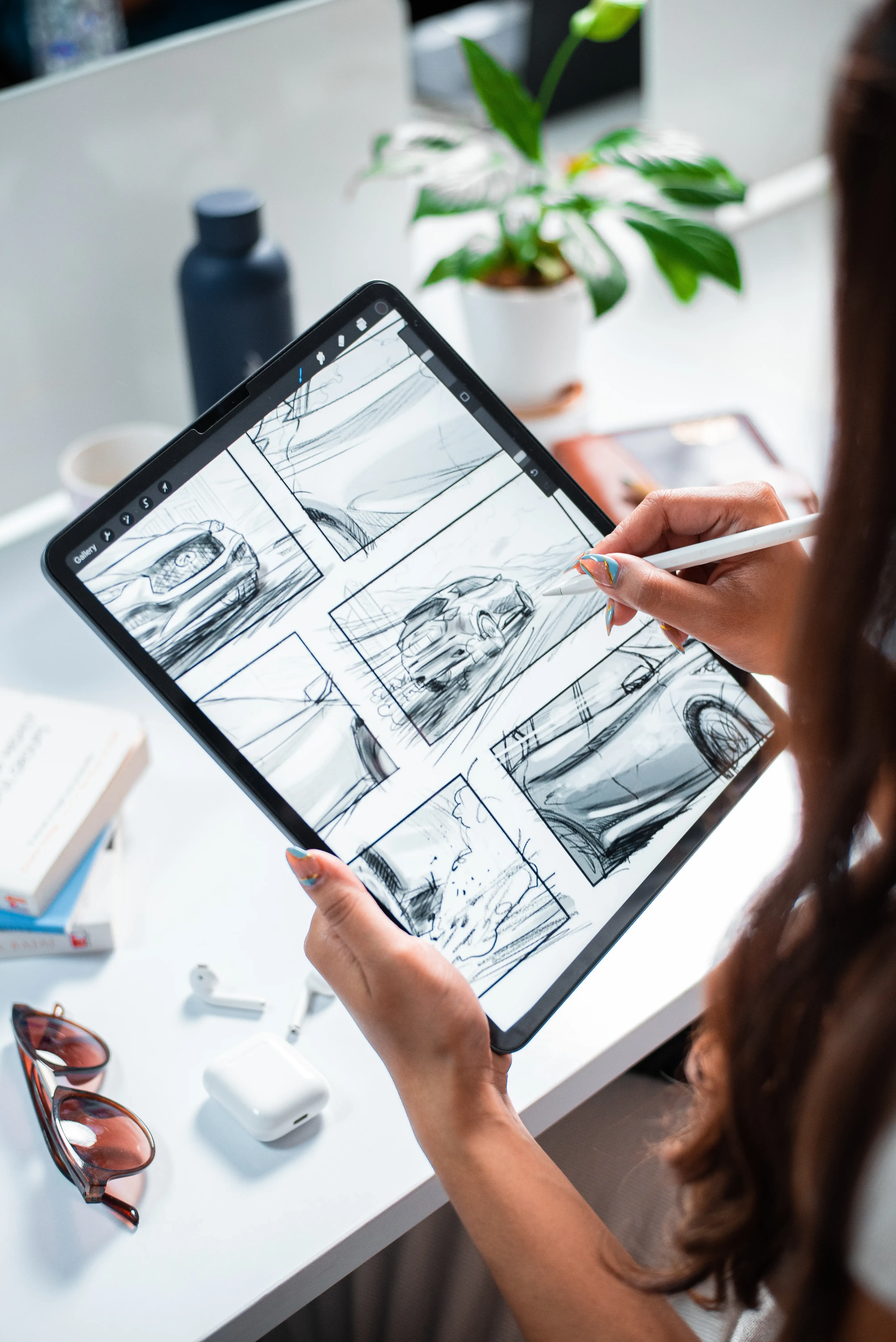 Brand Identity &
Logo Design